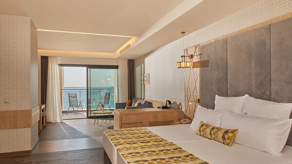 Secrets Sunny Beach Resort & Spa